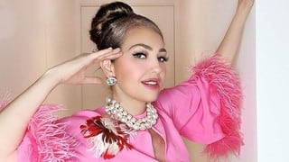 Thalía se luce con “top auténtico y original” que usó en los 90´s para divertido Tik Tok
