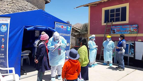 Las amas son las más afectadas porque asisten a los mercados y otros establecimientos para comprar productos de primera necesidad. (Foto: Gore Huancavelica).