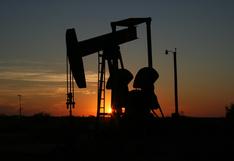 Precio del petróleo cae hasta su nivel más bajo en dos meses