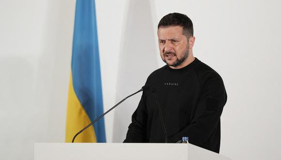 El presidente de Ucrania, Volodymyr Zelensky, habla durante una conferencia de prensa luego de la Cumbre de Líderes del G7 en Hiroshima el 21 de mayo de 2023. (Foto de Louise Delmotte / POOL / AFP)