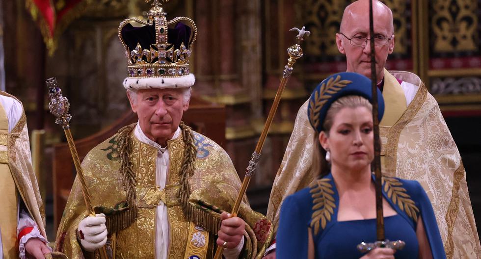 Charles III is crowned King of the United Kingdom