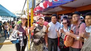 Por el Día del pisco sour, así recibieron a turistas en frontera Perú-Chile