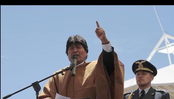 Evo Morales critica visita de Mario Vargas Llosa