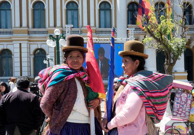 Bolivia recibió hoy con tristeza el fallo adverso de La Haya en su demanda marítima contra Chile, que había generado una gran expectación en el país. (Reuters).