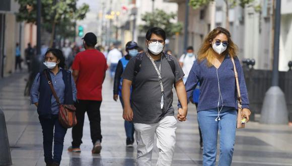 En Ica, Callao, Lima Metropolitana, Lima Provincia y Áncash se dejaría de usar mascarillas en espacios abiertos desde el 1 de mayo, estima el CDC. (Foto: GEC)