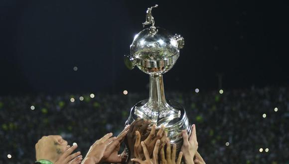 Esta noche se realizará el sorteo de la Copa Libertadores y Sudamericana. (Foto: AFP)