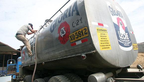 Productores lácteos preocupados por inundaciones en Huachipa
