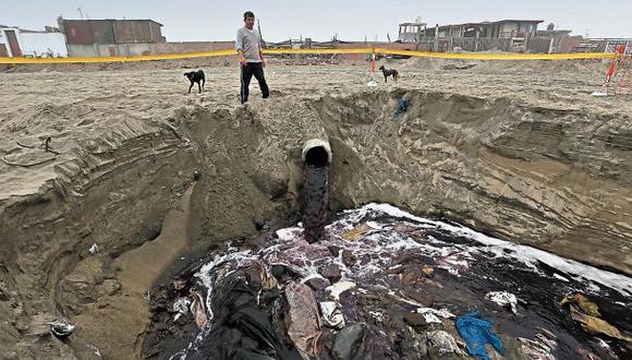 Multarían a Sedapal por contaminar playa Arica
