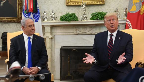 El presidente de Estados Unidos, Donald Trump, y el primer ministro de Israel Benjamin Netanyahu en el Despacho Oval de la Casa Blanca. (Foto: SAUL LOEB / AFP).