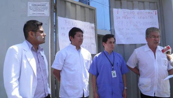 Chimbote: médicos legistas hicieron plantón en paro de 24 horas