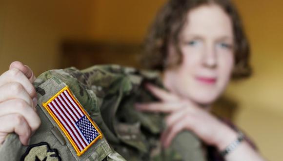 Jennifer Sims, capitana transgénero de las Fuerzas Armadas de Estados Unidos. (Foto: AP)