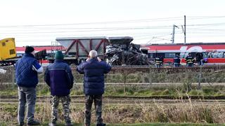 Italia: dos muertos y 27 heridos dejó descarrilamiento de un tren | FOTOS y VIDEO