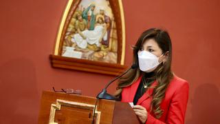 Lady Camones insta a “defender institucionalidad del Congreso” frente a moción de censura contra María del Carmen Alva