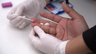 Primer fármaco contra el VIH desarrollado en China es clínicamente seguro