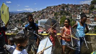 Petare, la mayor barriada de Venezuela, celebra sus 400 años con el vuelo de las cometas