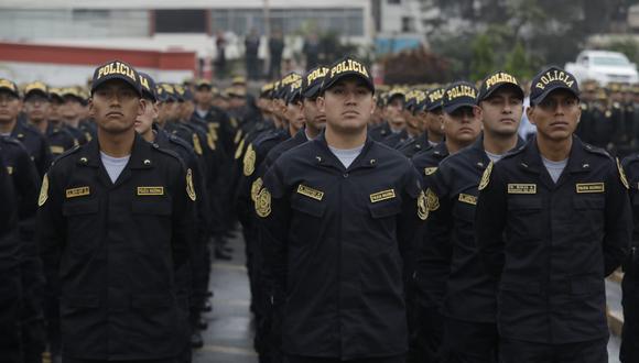 Los nuevos policías se formaron en 27 escuelas técnicas de la institución. (Fotos Anthony Niño De Guzmán)