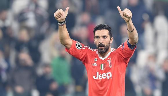 El experimentado guardameta italiano recibirá una distinción por parte del club Olympiacos, rival de Juventus esta jornada de Champions League. (Foto: AFP)