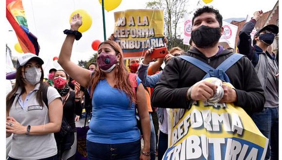Miles de colombianos marcharon en contra del proyecto de reforma tributaria. (Getty Images).
