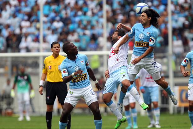 Luis Advíncula was champion with Sporting Cristal |  Photo: GEC