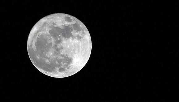 En marzo, la administración de Donald Trump anunció que el regreso de astronautas estadounidenses a la Luna, que incluirá a la primera mujer, tendría lugar en 2024. (Foto: EFE)