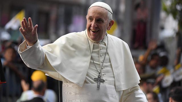 El papa Francisco finalmente aterrizó en Santiago para iniciar su visita oficial por Chile y el Perú. (AFP)