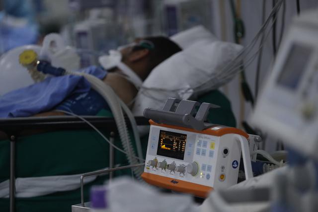Actualmente, el hospital Negreiros Vega viene enfrentando a la segunda ola de COVID-19 con 30 camas UCI y 102 de hospitalización y debido a la gran demanda de pacientes, en los próximos meses se espera sumar otras 15 a los cuidados intensivos.  (Foto: Hugo Pérez)