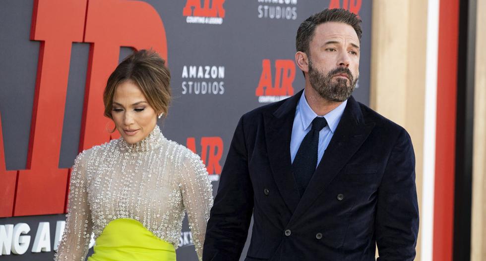 Ben Affleck se presentó en el Regency Village Theatre de Los Ángeles para la premiere de "Air", su nueva película, la cual rastrea las raíces de una asociación entre el entonces novato Michael Jordan y Nike, la cual revolucionó el mundo de los deportes y la cultura.

