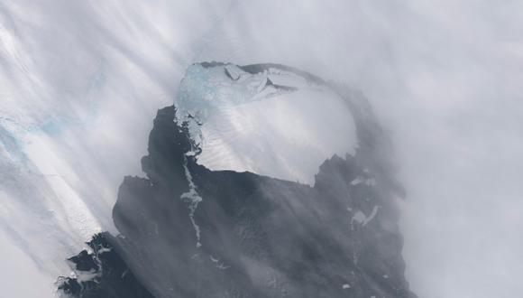 Iceberg de 600 km. cuadrados se dirige hacia mar abierto