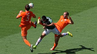 Holanda vs. México: la peligrosa jugada que pudo ser penal