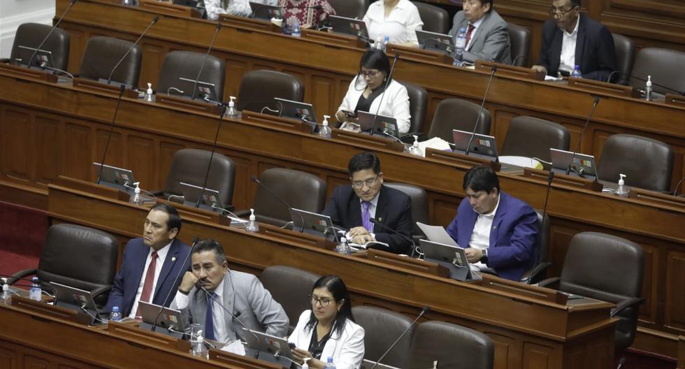 La bancada de Perú Libre votó en conjunto en contra de la reconsideración para reabrir el debate para el adelanto de elecciones en 2023. La izquierda insiste en que se debe incluir consulta para la instalación de una asamblea constituyente en fórmula de salida a la crisis.  (Foto: Julio Reaño | GEC)