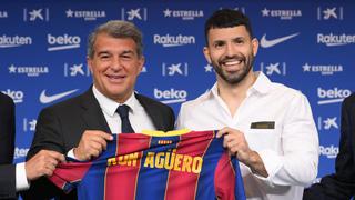 Dos invitados especiales en la conferencia del ‘Kun’ Agüero en las instalaciones de Barcelona