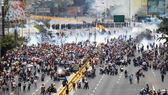 Venezuela: Chavismo y oposición elevan el nivel de las marchas