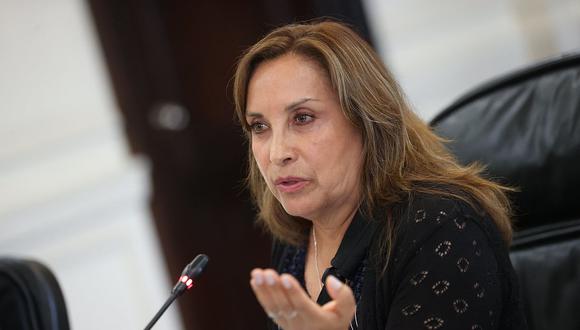 Dina Boluarte expresó su confianza en la labor del ministro de Defensa, Jorge Chávez Cresta. (foto: Presidencia)