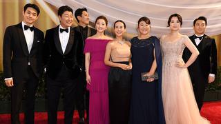 Oscars 2020: así fue la llegada del elenco de “Parasite” a la alfombra roja 