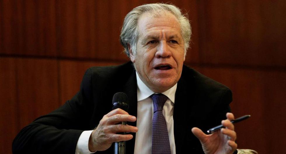 El secretario general de la Organización de Estados Americanos (OEA), Luis Almagro, durante la conferencia magistral: "Panamá ante los nuevos desafíos a la paz social y la democracia en América Latina", dictada en la Cámara de Comercio, Industrias y Agricultura de Panamá (CCIAP) este lunes, en Panamá. (Foto: EFE).