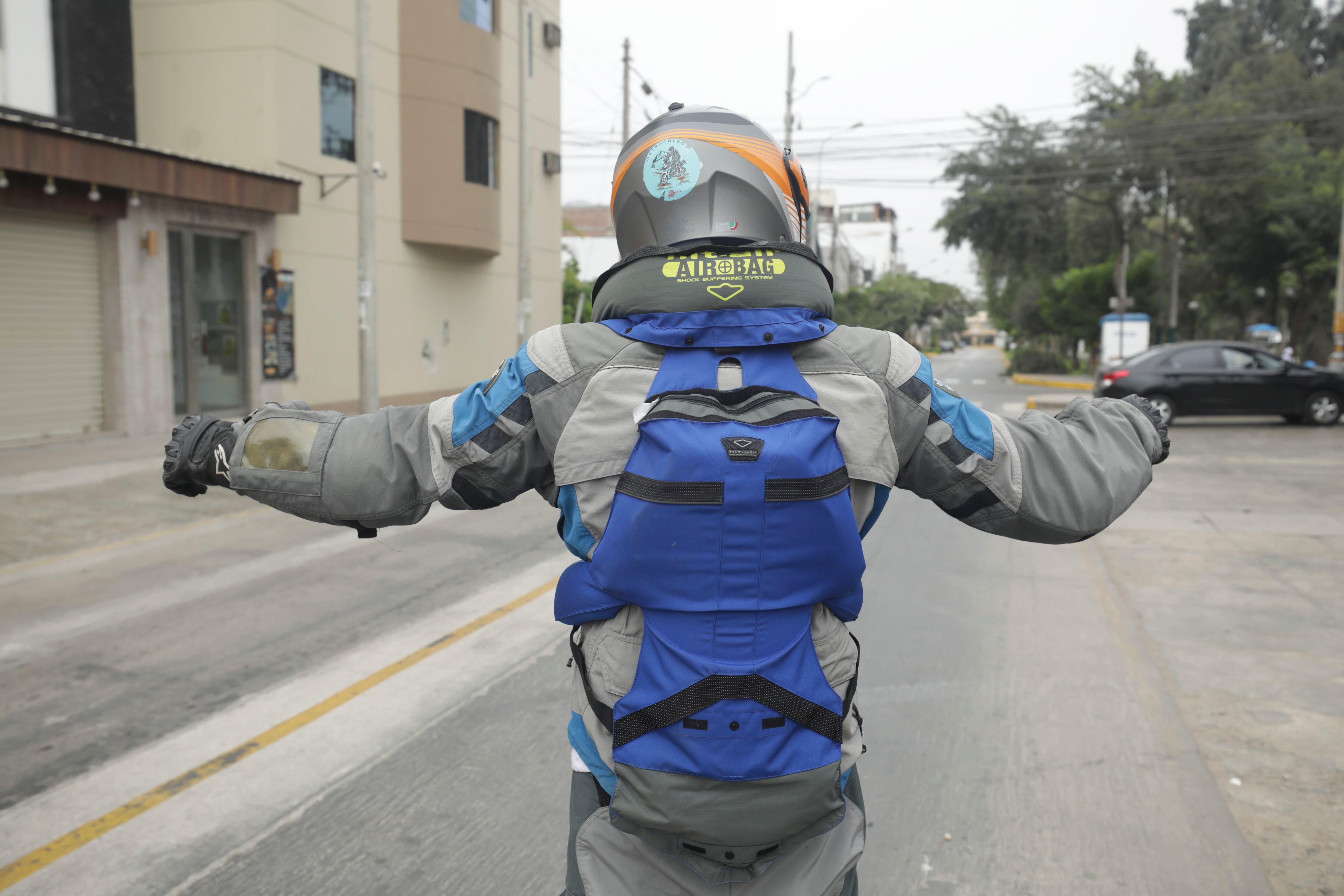 Los chalecos Hit Air protegen toda la columna vertebral del motociclista. Foto: Britanie Arroyo Dueñaz