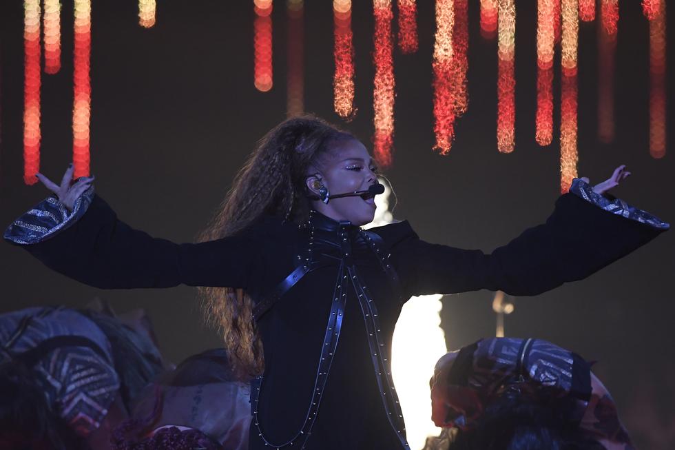 Janet Jackson intepretó el tema "Made for now" para cautivar a todos sus seguidores en los MTV EMA 2018. (Foto: AFP)
