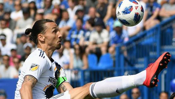 A través de un video publicado en las redes sociales de LA Galaxy se confirmó la continuidad de Zlatan Ibrahimovic ante los rumores de un posible regreso al fútbol de Europa. (Foto: AP)