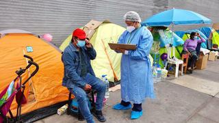 INSN Breña brinda detalles sobre familiares de pacientes que acampan frente a puerta de emergencia 