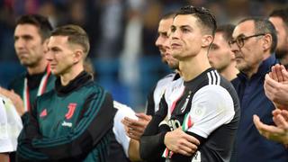 Cristiano Ronaldo se retiró medalla de subcampeón de la Supercopa de Italia [VIDEO]