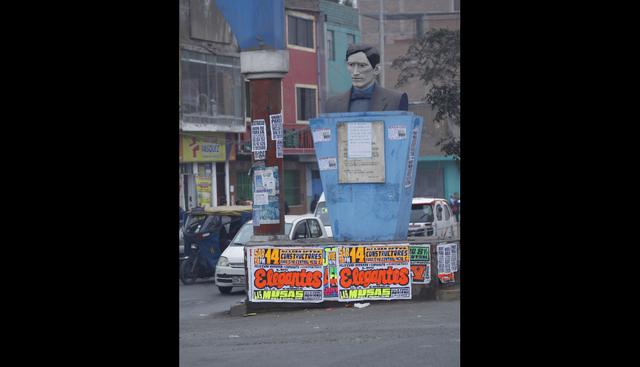 No solo los monumentos a Ricardo Gareca y Paolo Guerrero generan polémica. Otras estatuas se encuentran en diferentes puntos de Lima que llamaron más la atención por lo extrañas y absurdas, y que ahora se encuentran abandonadas.  (Foto: Hugo Pérez / El Comercio)