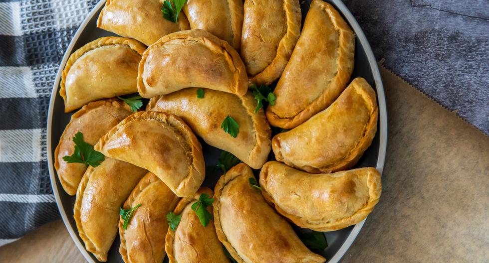 Craving snacks?: 3 empanadas to prepare on these National Holidays