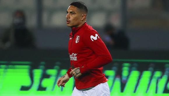 Paolo Guerrero no fue considerado en la lista de convocados de Perú para el repechaje. (Foto: AFP)