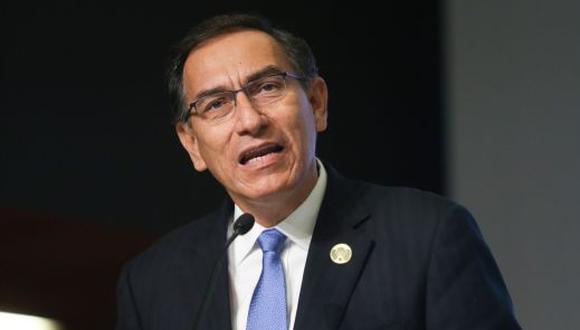 Vizcarra es el presidente más popular desde el año 2001. Pero el declive no es poca cosa: se asemeja a la decepción que empezaba a mostrarse en sus primeros meses de mandato. (Foto: Presidencia Perú)