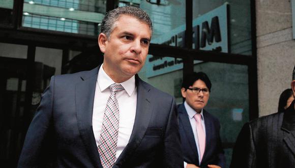 Rafael Vela Barba se encuentra en Curitiba, Brasil, para interrogar a Jorge Barata, otros directivos de Odebrecht, y coordinar la recepción de información sobre "codinomes". (Foto: EFE)