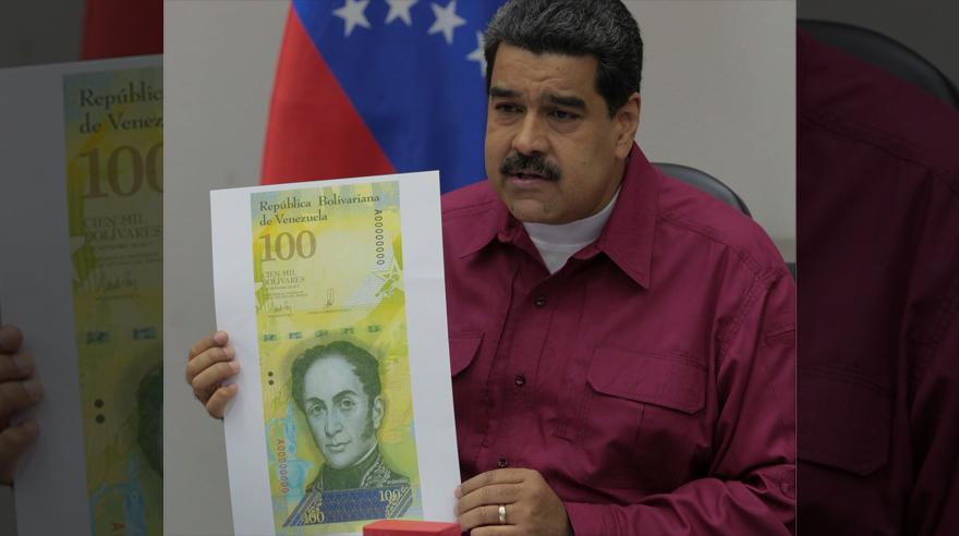 El presidente de Venezuela, Nicolás Maduro, anunció que a partir de hoy entrará en circulación el billete de 100 mil bolívares. Este equivale a unos US$30 a la tasa de cambio oficial más alta y 2,5 dólares en el mercado negro. (Reuters)