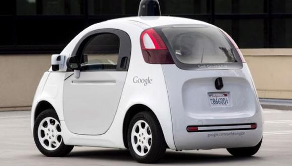 Nuevas regulaciones llegan al tiempo que crece el número de empresas que realizan pruebas de vehículos autónomos. (Foto: Reuters)