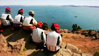 Embarcación PIAS inició campaña por el lago Titicaca