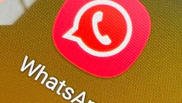 ¿Quieres descargar WhatsApp Plus rojo sin ninguna publicidad? Usa este APK totalmente actualizado a la última versión julio 2022. (Foto: MAG - Rommel Yupanqui)