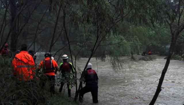 El fenómeno climático ha dejado a su paso inundaciones y una persona desaparecida. (Reuters)